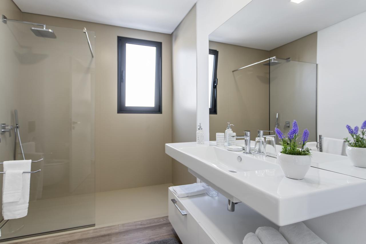Searenity Vacation Home I By An Island Apart Arco da Calheta  Eksteriør bilde
