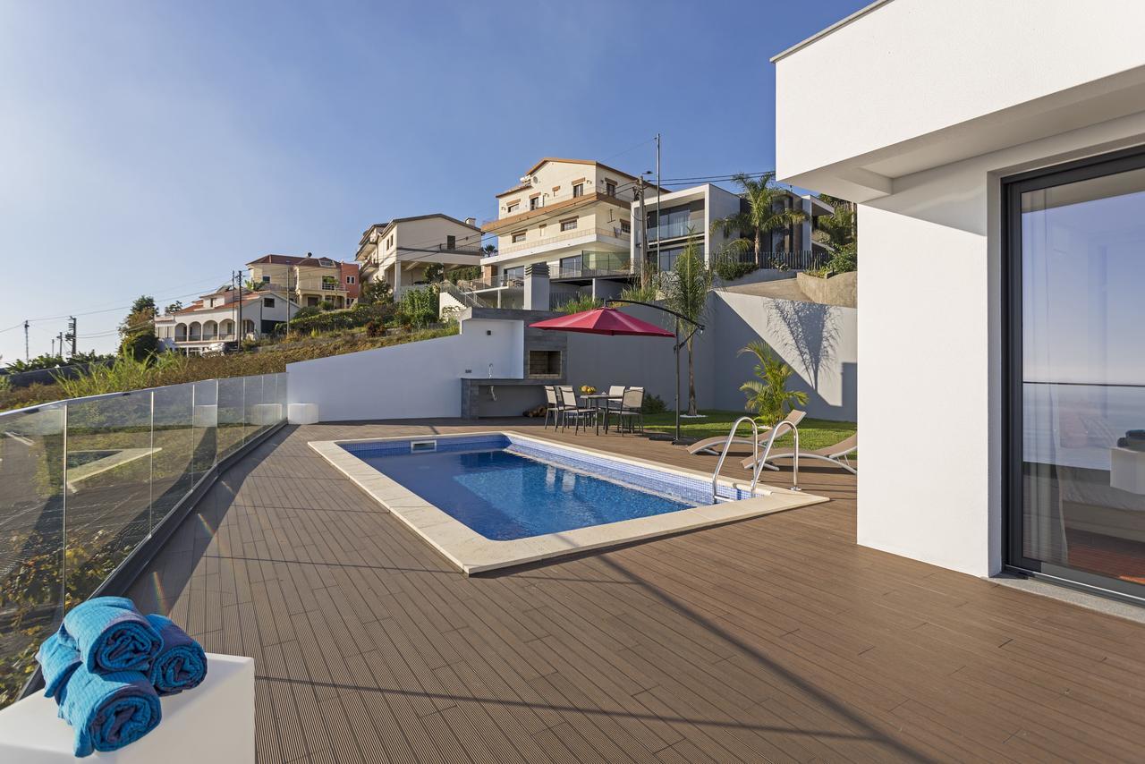 Searenity Vacation Home I By An Island Apart Arco da Calheta  Eksteriør bilde